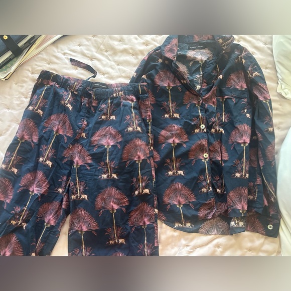 Elegant Navy and Pink Pajama Set - Picture 7 of 7